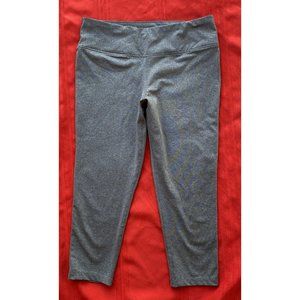 COPY - Reebok Women's Leggings Workout Capri Medium Heather Gray NWOT